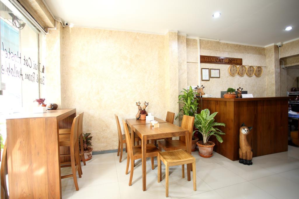 Thai Cat Hostel Bangkok Luaran gambar